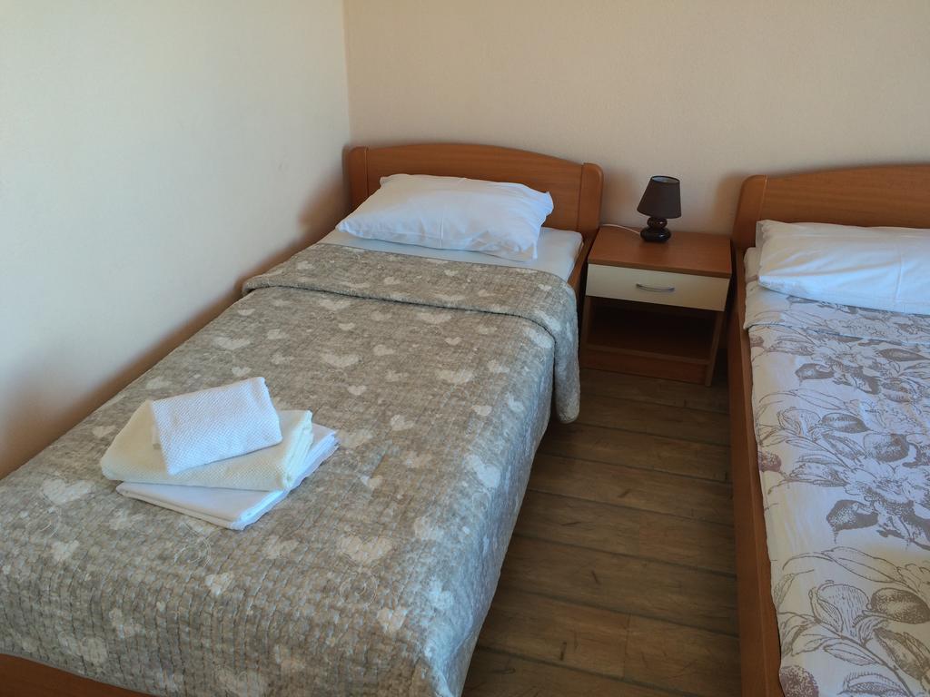 Apartments Angela Primosten Room photo