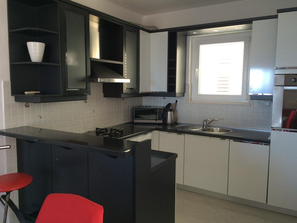 Apartments Angela Primosten Room photo